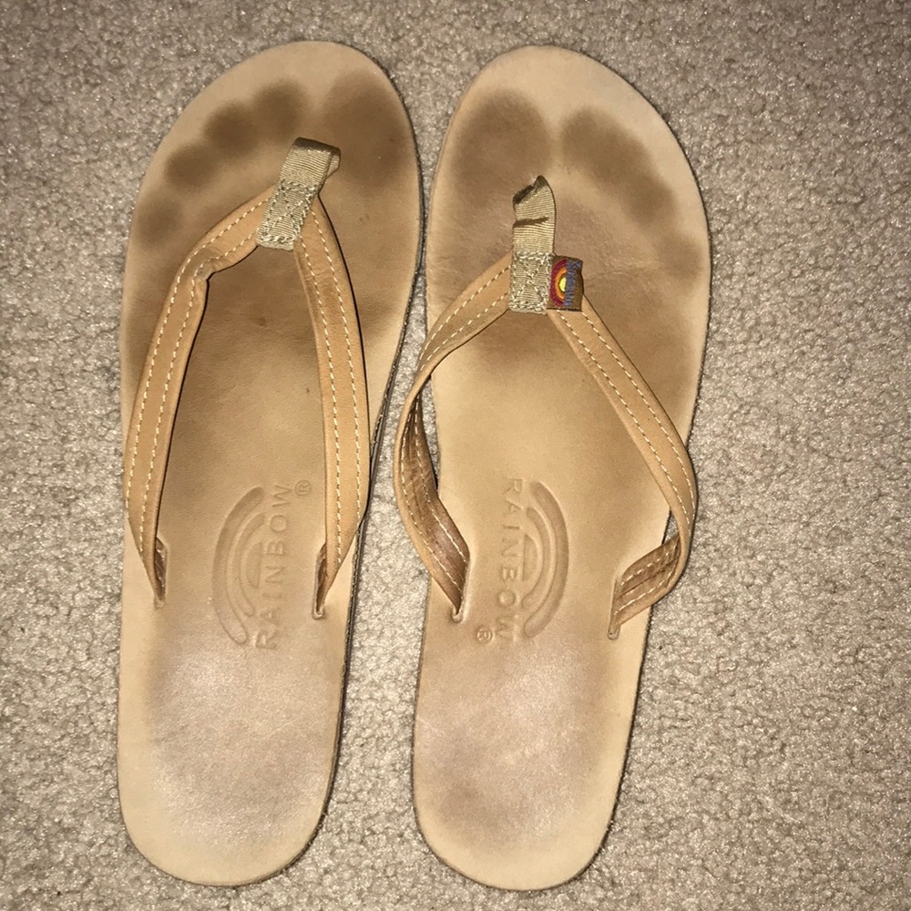 Light tan Rainbows (good condition)